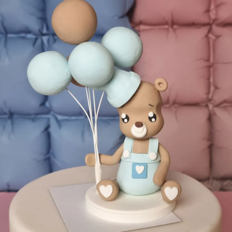 Figur aus Fondant - Teddybär mit Luftballons – Blau & Brau