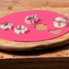 Funcakes ausgerollte Fondantdecke - Hot Pink 36cm