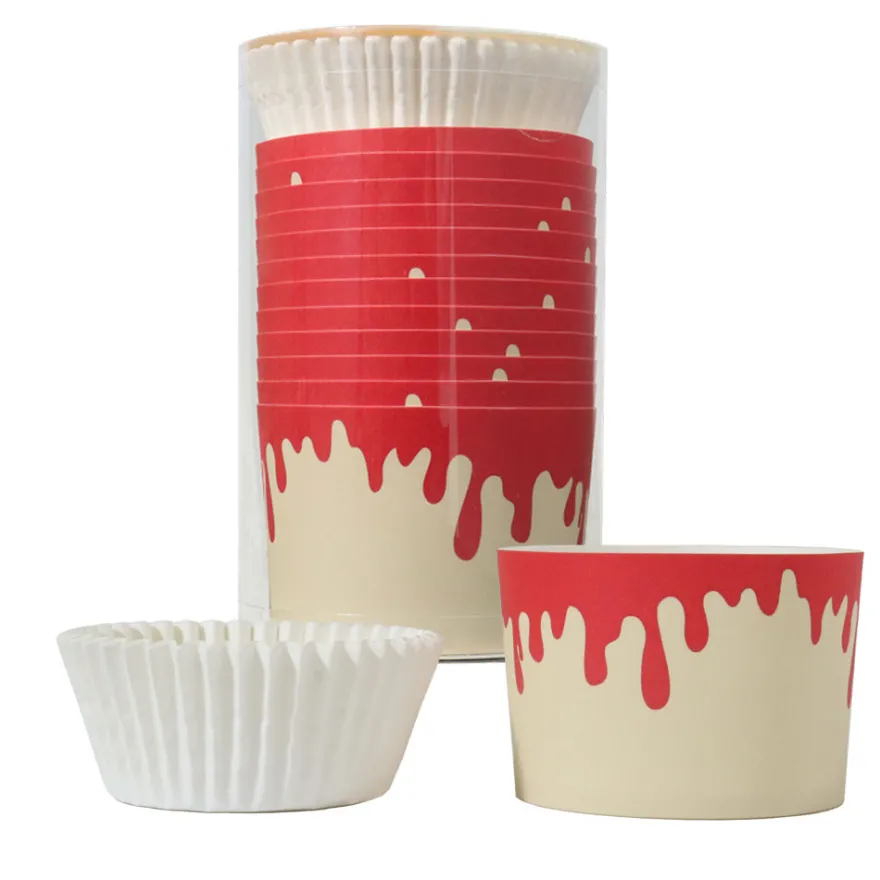 Halloween Kartonbackformen mit Cupcake-Förmchen - Tropfendes Blut (12er-Set)