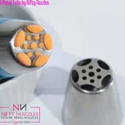 Sugar and Crumbs Nifty Nozzle - 5 Petal Tulip