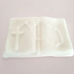 Tortendeko Kommunionsbuch mit Rosenkranz weiß 10x7cm